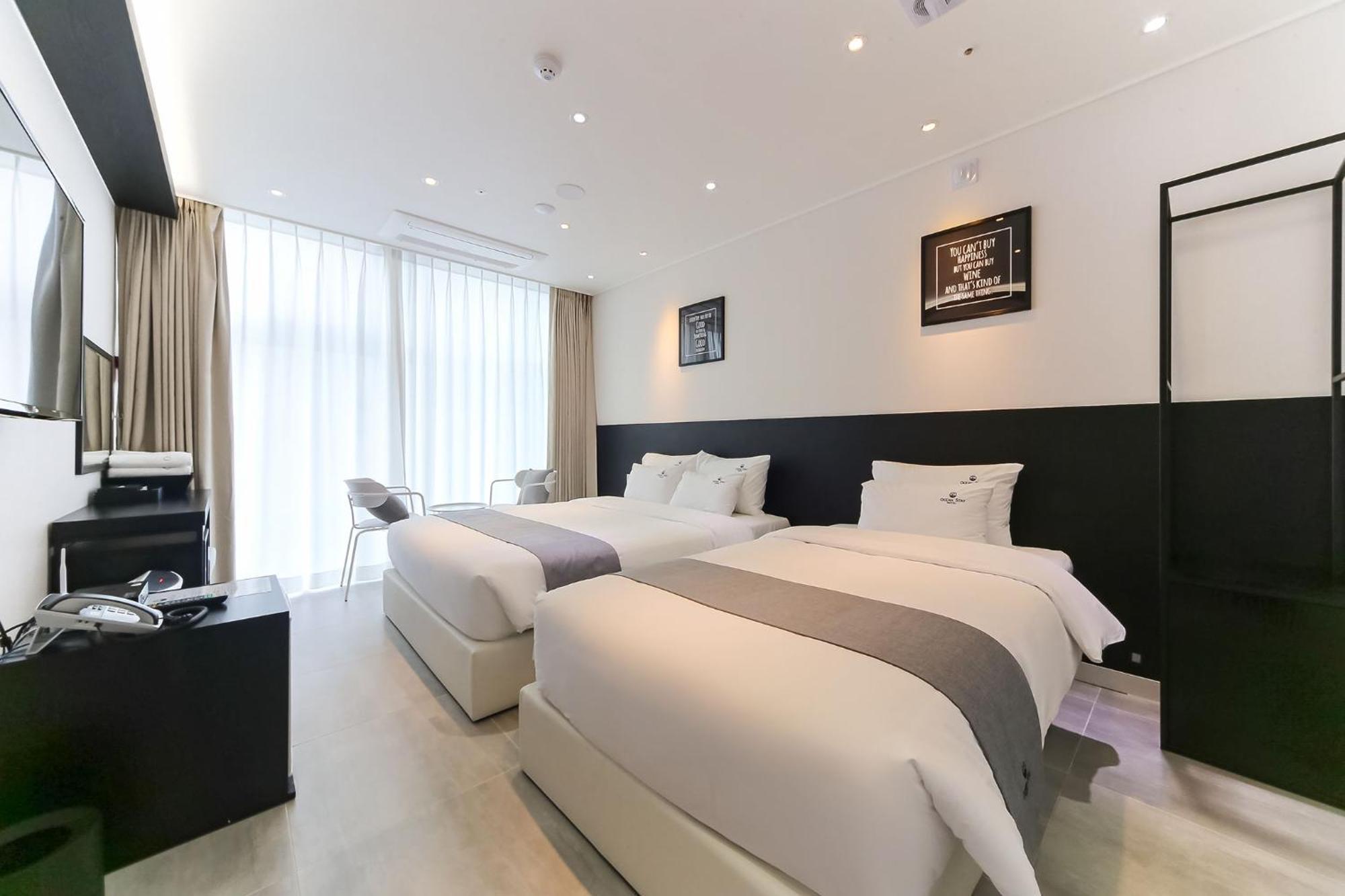 Oceanstay Hotel Busan Bagian luar foto